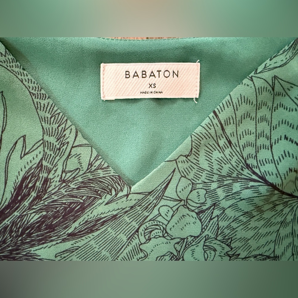 Babaton Spaghetti Strap Tank Top Size XS - Picture 3 of 8